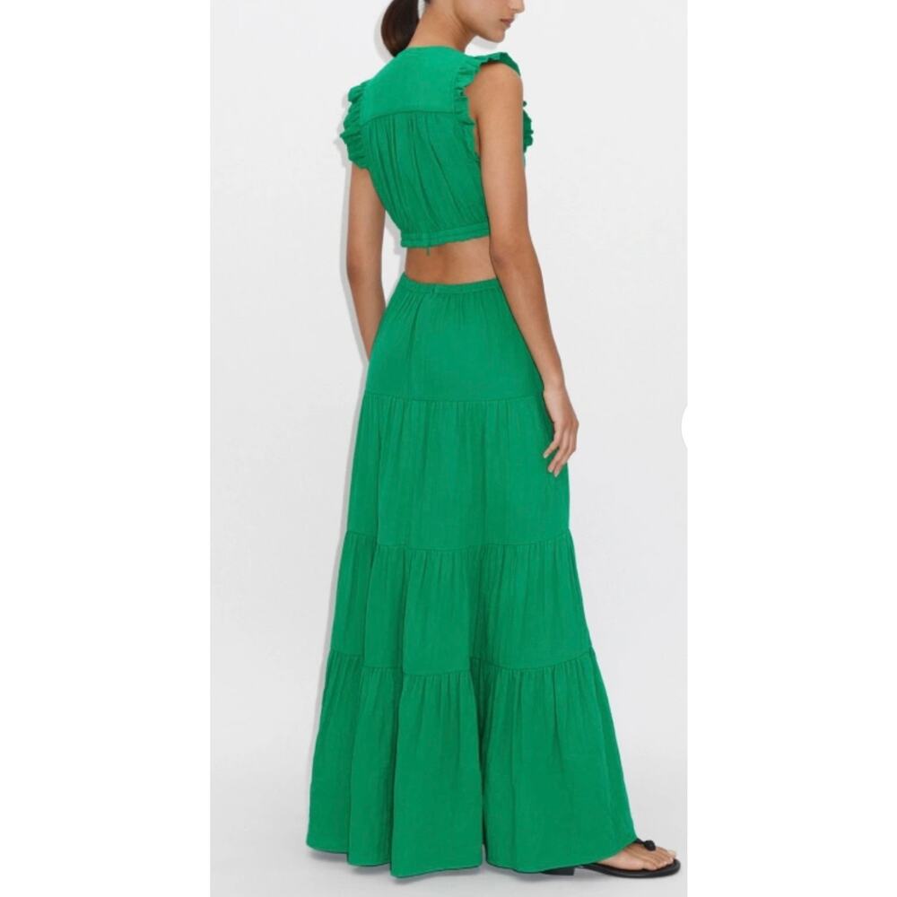 ME+EM Emerald Green Maxi Dress with V-Neck and Cutout Waist - Picture 3 of 16